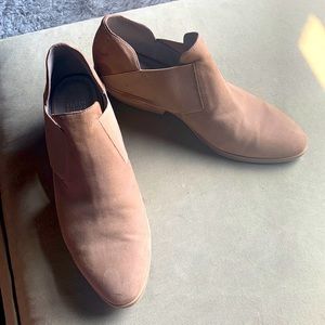 Eileen Fisher booties. Size 11.